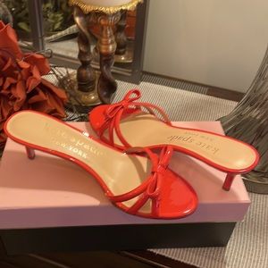 KATE SPADE “Swing” Patent Coral/Pinkish Sandals ~ New With Original Box Size 7.5